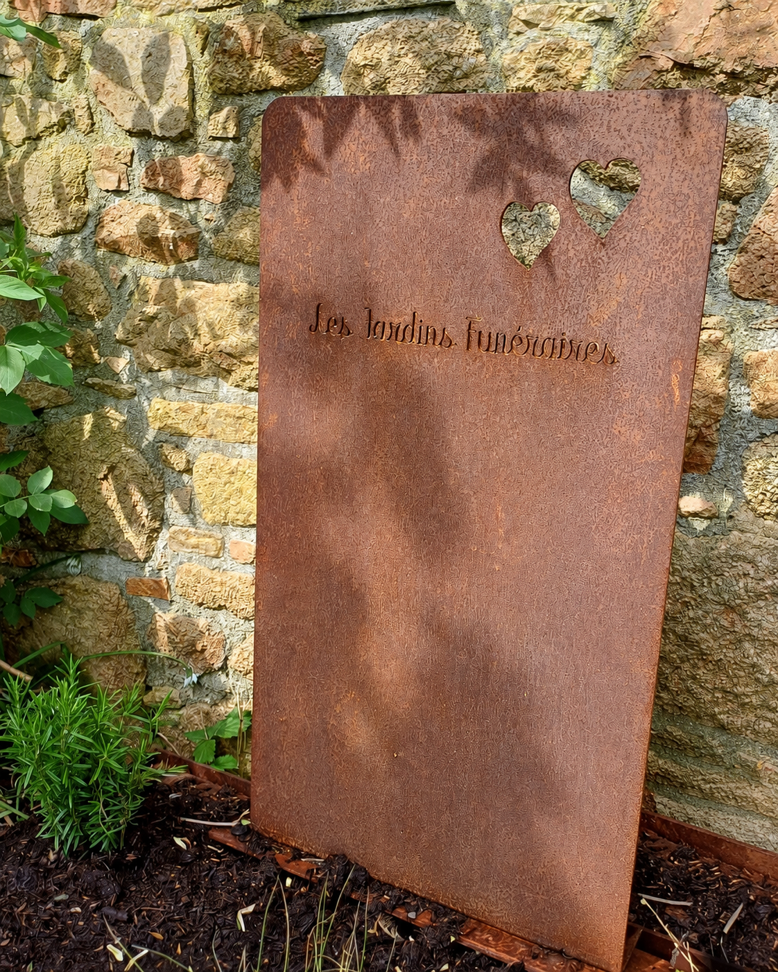 Stèle funéraire Symbole en acier corten avec dessin personnalisé